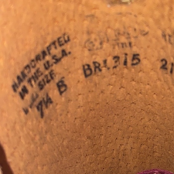 ustin Bent Rail Western Cowgirl Boot with America Burnished Tan and pink - Picture 11 of 12